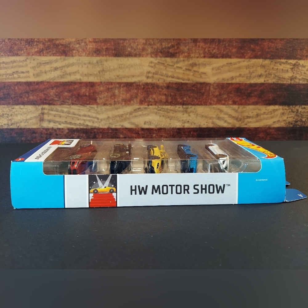 Hotwheels Sports Cars 5 Pack Motor Show - Picture 5 of 8